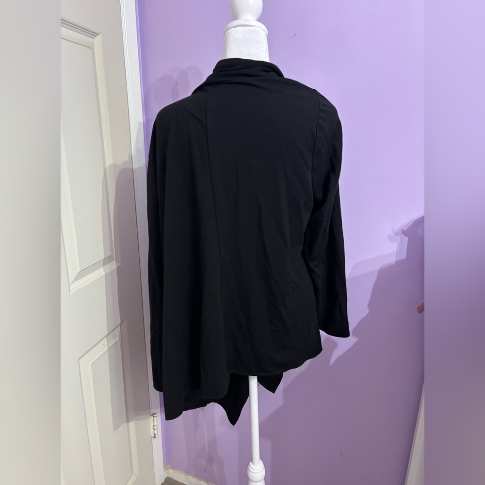 Torrid Black Short Cardigan - Picture 2 of 3